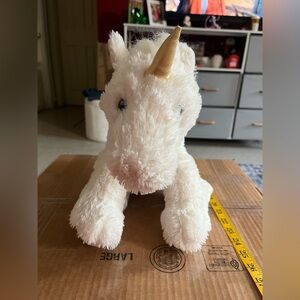 Adorable Plush Unicorn Toy - White and Gold